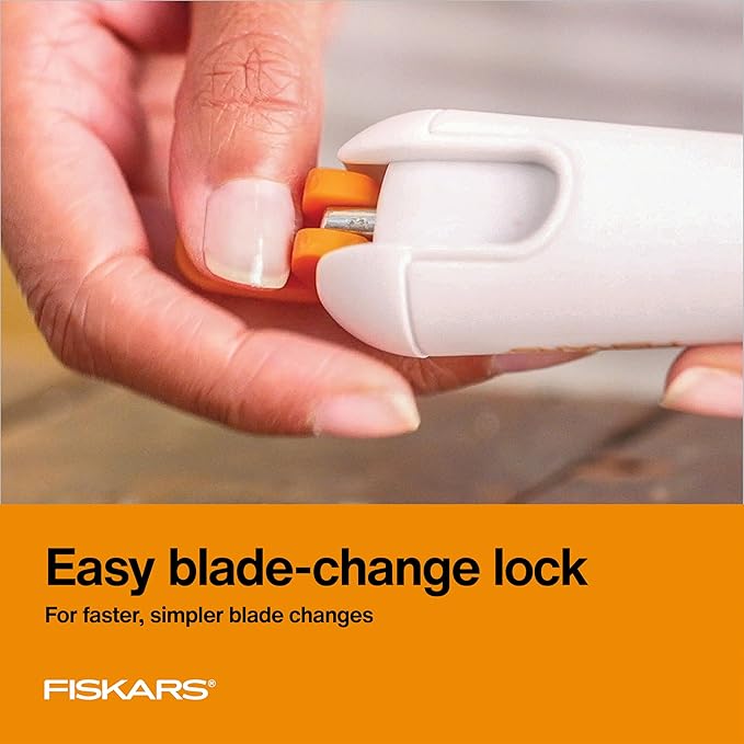 Fiskars Heavy-Duty Easy Change Detail Knife (with #2 Blade) - for Heavy and Thick Materials - Arts and Crafts