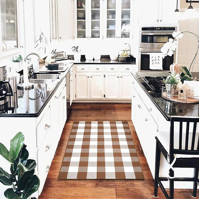 Buffalo Plaid Outdoor Rugs, 28'' x 43'' Coffe and White Checkered Area Rug, Layering Rug for Hello/Welcome Door Mat, Washable Cotton Woven Farmhouse Mat for Front Porch Décor