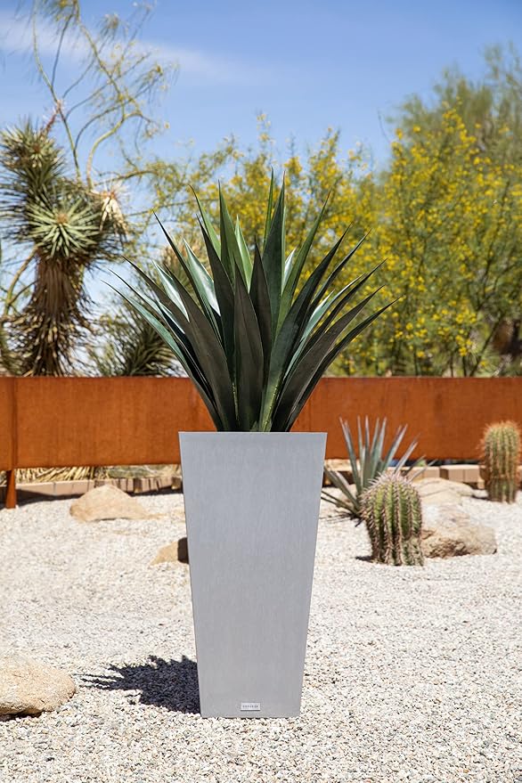 Veradek V-Resin Indoor/Outdoor Taper Planter, Set of 2 (30 inch, Grey)