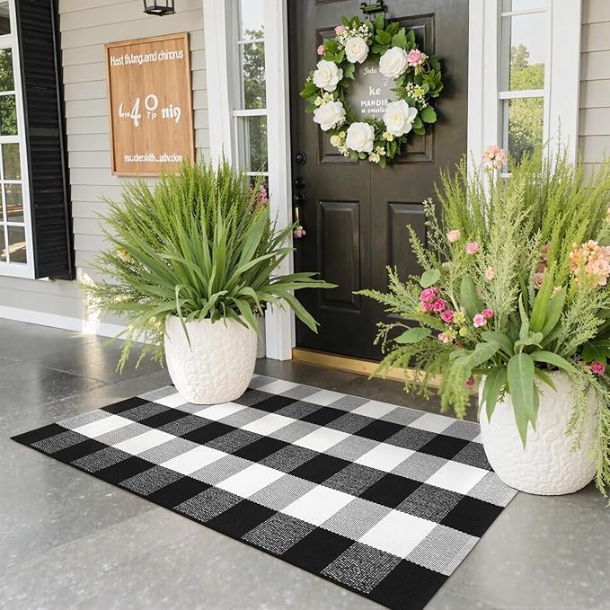 KIMODE Buffalo Plaid Outdoor Checkered Rug 24"x51", Christmas Door Mat Outside Entrance, Black and White Washable Farmhouse Layered Doormat for Front Door Porch Kitchen Entryway Christmas Decor