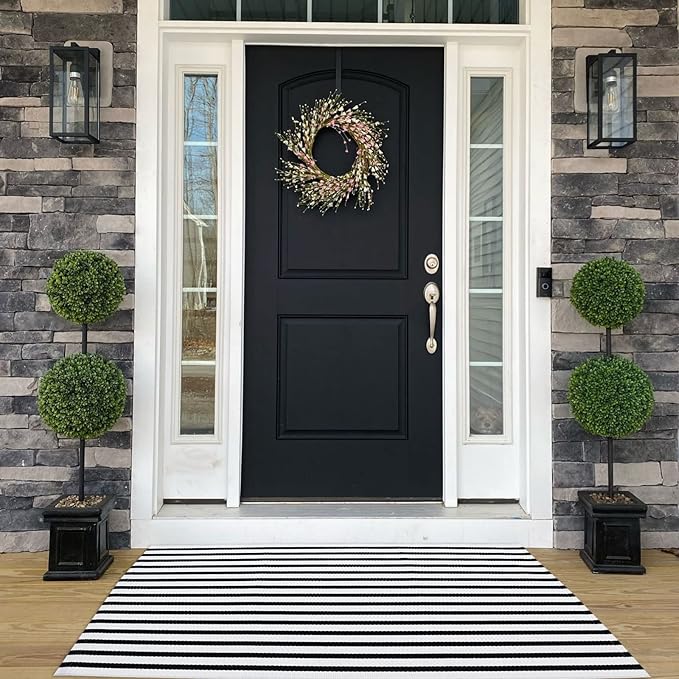 Black and White Outdoor Rug 35.4" x59" Front Porch Rug Door Mat Washable Farmhouse Layered Door Mats Cotton Hand-Woven Welcome Mats Throw Carpet for Entryway/Home Entrance/Laundry Room