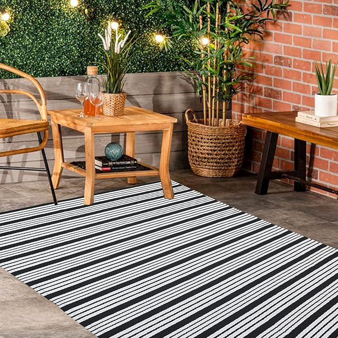 Black and White Striped Outdoor Rug Front Porch Rug 35.4'' x 59'' Front Door Mat Cotton Hand-Woven Reversible Mats for Outdoor,Entryway,Laundry Room,Farmhouse,Kitchen