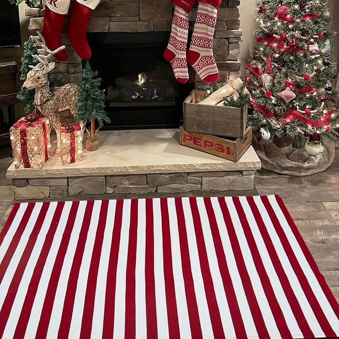 Christmas Outdoor mat Red and White Striped Outdoor Rug Front Porch Rug,Christmas Home Decor, Layerd Welcome Doormat for Front Porch Decor, Front Door, Farmhouse Decor (Red and White, 4' x 6')