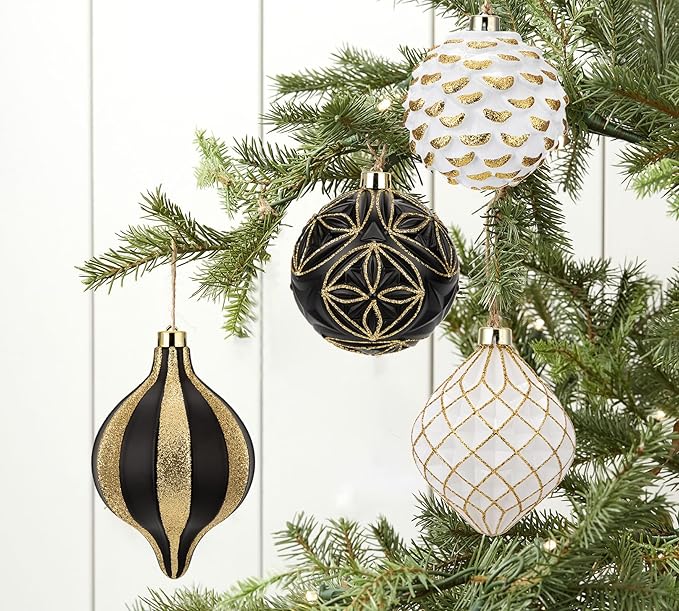 Hollyone 4.7 Inch Large Black and White and Gold Christmas Ornaments 4Pcs Balls Shatterproof Christmas Hanging Ornaments for Xmas Tree Decor Wedding Party Wreath Home Decor (Black & Gold, 120mm)