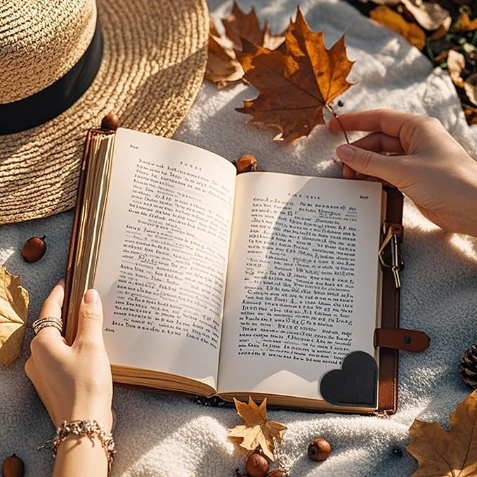 6 Pcs Leather Heart Bookmarks, Bookmarks for Women, Cute Heart Bookmark Corner, Book Marks for Teachers Students School Office Home Supplies