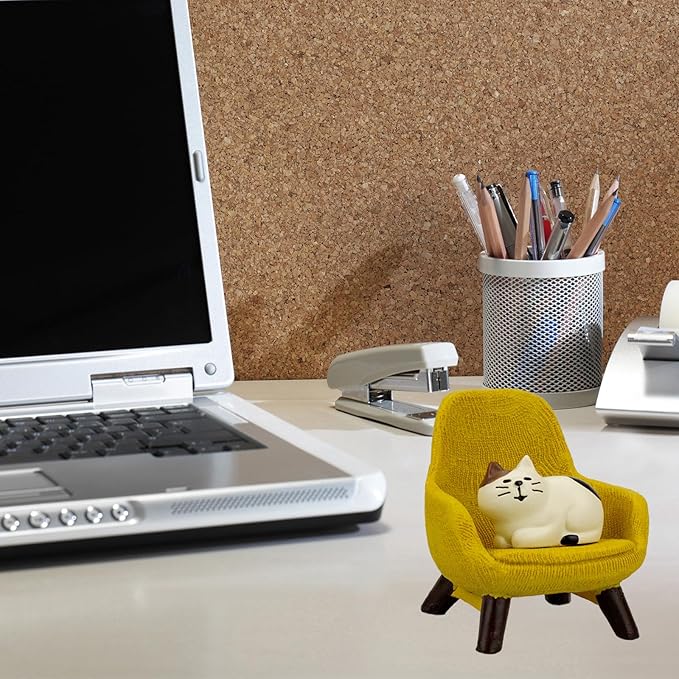 Miniature Cat Figurines with Small Sofa - Resin Mini Cat Figures, Kitten Miniature Desk Accessories - Perfect Cute Cat Gift for Cat Lovers(Yellow Sofa)