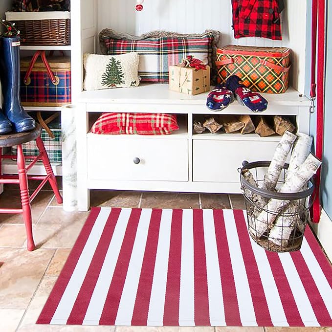 Christmas Outdoor mat Red and White Striped Outdoor Rug Front Porch Rug,Christmas Home Decor, Layerd Welcome Doormat for Front Porch Decor, Front Door, Farmhouse Decor (Red and White, 27.5'' x 43'')