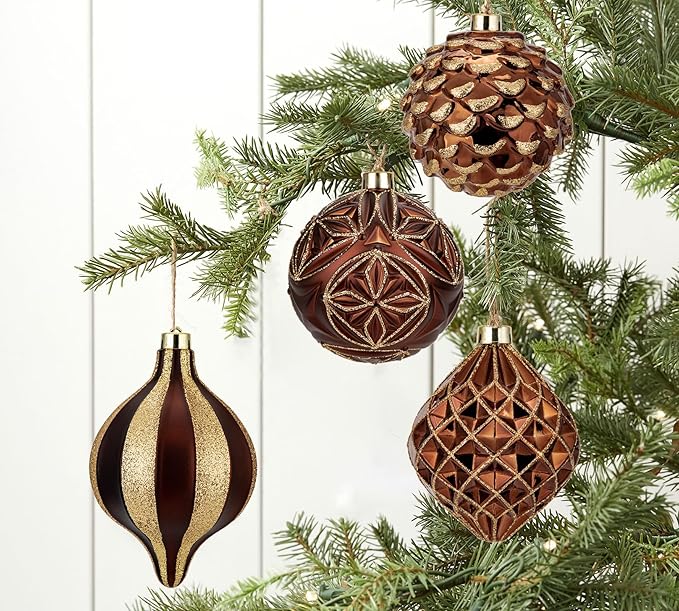 Hollyone 4.7 Inch Large Brown and Gold Christmas Ornaments Bronze Tree Balls 4Pcs Shatterproof Christmas Hanging Ornaments for Xmas Tree Decor Wedding Holiday Party Wreath Home Decor (Brown, 120mm)