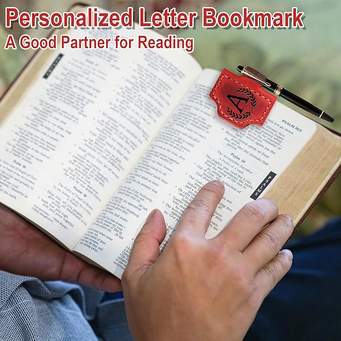 Personalized Bygone Mark Bookmark with Pen Holder, Leather Magnetic Bookmark 26 Letters Name Initial Bookmarks for Readers, Book Lover Gifts for Women Men Notebook Accessories (Green, D)