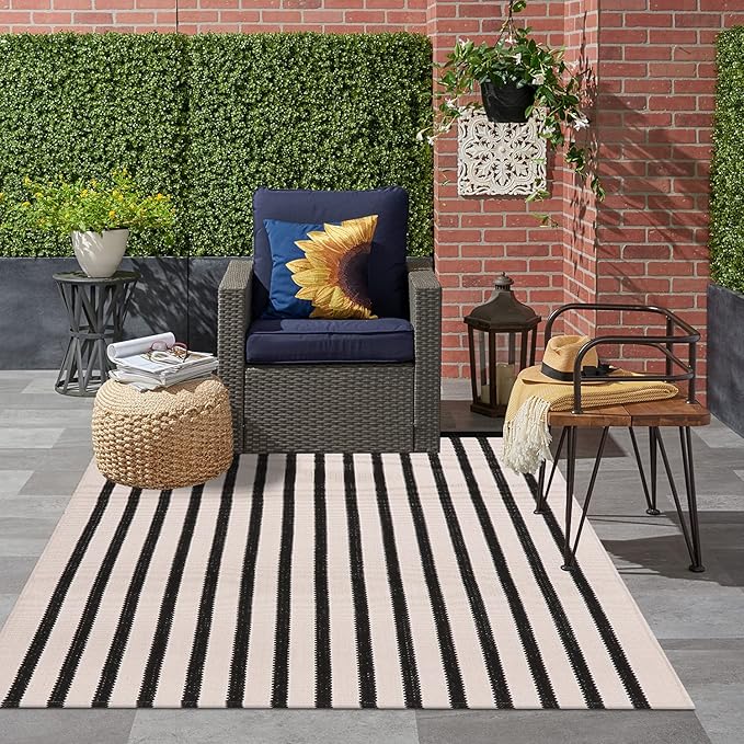 Collive Black and White Rug 3x5, Christmas Outdoor Rug for Porch Cotton Woven Farmhouse Indoor Outdoor Rugs, Washable Layered Welcome Door Mat, Floor Carpet for Front Door Christmas Decor Kitchen