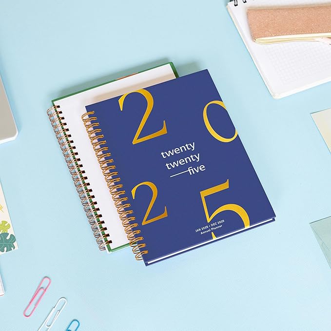 Rileys & Co 2025 Floating Weekly Planner - Annual Weekly & Monthly Agenda Planner, Jan - Dec 2025, Hardcover Cover, Notes Pages, Twin-Wire Binding (6 x 8-Inches, Blue)