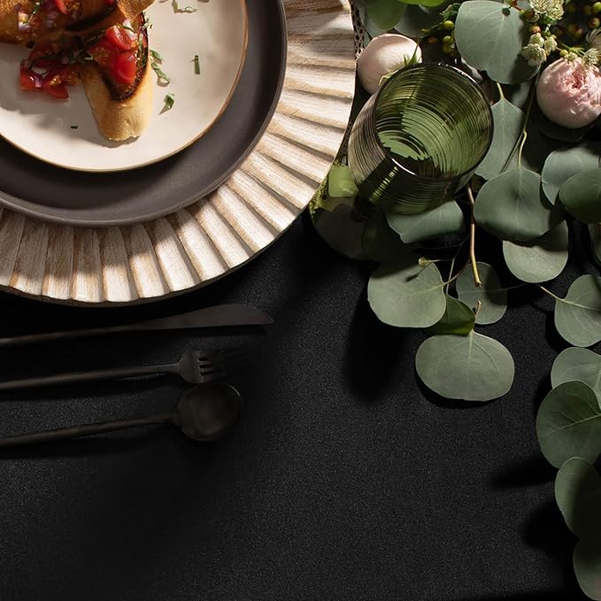 Gee Di Moda Rectangle Tablecloth - 90 x 132" Inch - Black Rectangular Table Cloth for 6 Foot Table in Washable Polyester - Great for Buffet Table, Parties, Holiday Dinner, Wedding & More