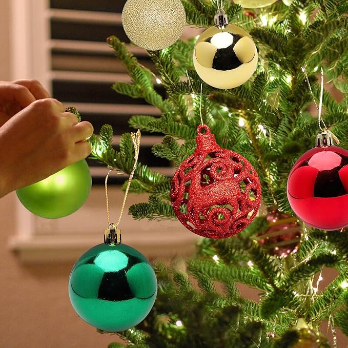 101 PCS Christmas Tree Ornaments Decoration Set, Red Golden Green Shatterproof Plastic Baubles Christmas Balls for Xmas Holiday Decorations