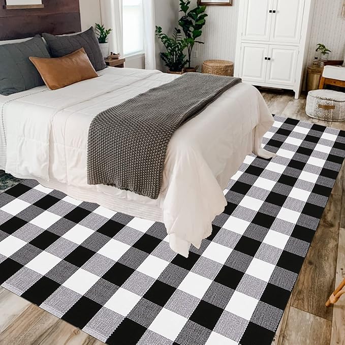 Buffalo Plaid Outdoor Rug, 4' x 6' Black and White Check Indoor/Outdoor Area Rugs, Layering Rug for Hello/Welcome Door Mat, Washable Cotton Woven Farmhouse Mat for Fall Front Porch Décor