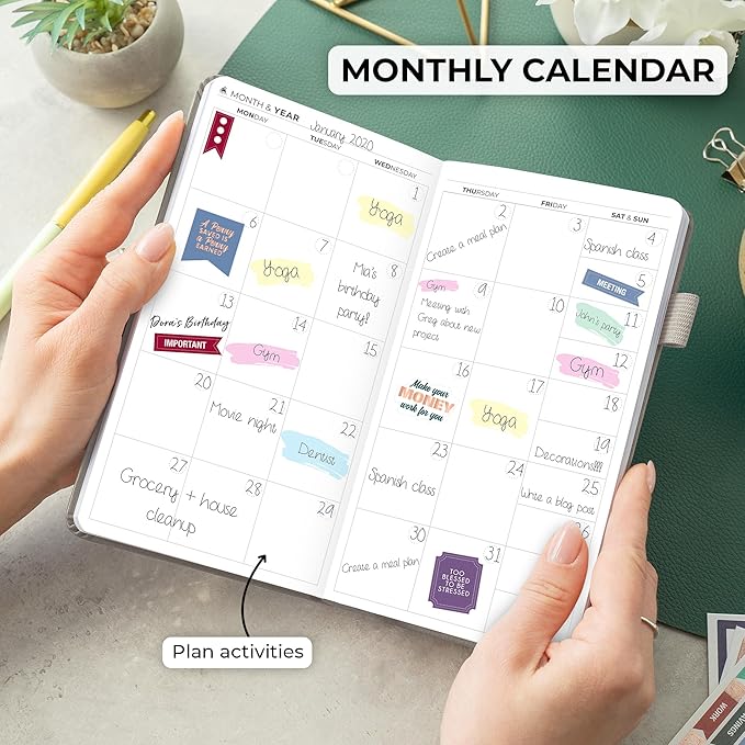 Clever Fox Pocket Planner Weekly – Undated Monthly Goal Planner and Calendar, Mini Planner Perfect for Purse, 3.7x6.7" (Gray)