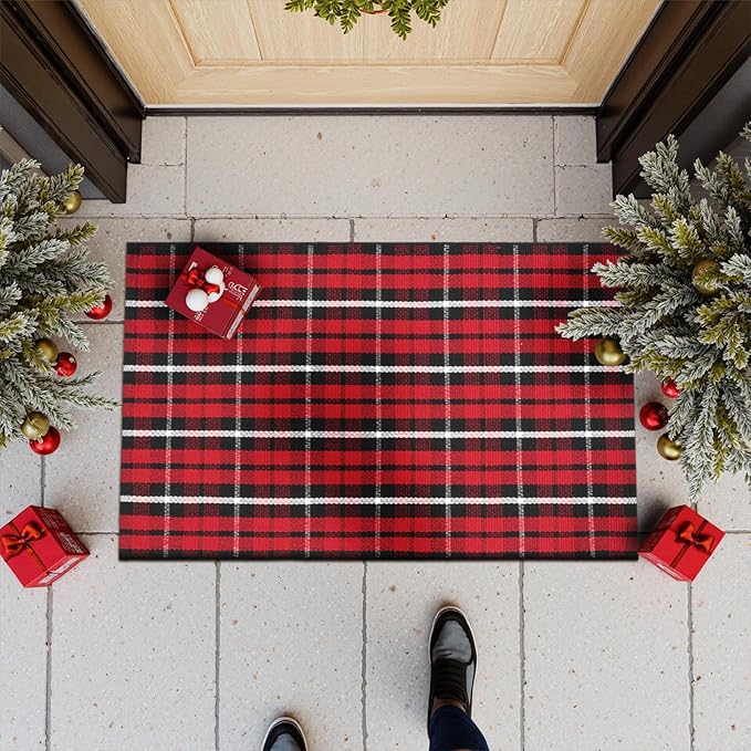 Christmas Buffalo Plaid Outdoor Rug 24"x35", Red and Black Cotton Welcome Front Door Mat,Washable Indoor Throw Rugs for Porch/Entryway/Kitchen/Bedroom/Bathroom