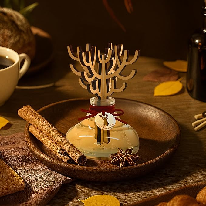 Aronica Christmas Tree Diffuser - Hollyberry Scent, Burgundy Christmas Decorations Red Reed Diffuser, Cinnamon Smell Decor Apartment, Navidad Winter Scented Aromas Home, White Elephant