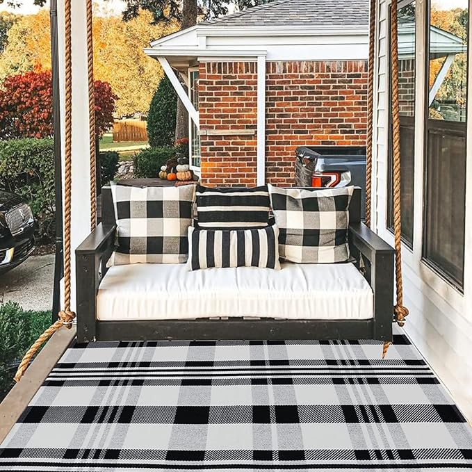 Buffalo Plaid Rug 4' x 6' Black and White Outtdoor Rug Cotton Hand-Woven Checkered Front Welcome Door Mat Indoor/Outdoor Area Rug for Front Porch,Kitchen,Bathroom,Entry Way,Living Room (4' x 6')