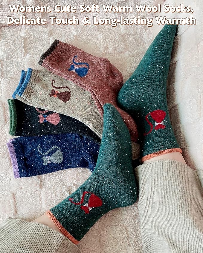 IIG Cute Warm Wool Socks for Women Super Cozy Thick Crew Winter Socks Gifts, 5 Pairs