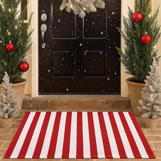 Christmas Red & White Striped Rug - 28 x 43 Inches Outdoor Front Door Decor Mat Cotton Washable Hand-Woven Rug Christmas New Year Holiday Porch Entryway Layered Doormat