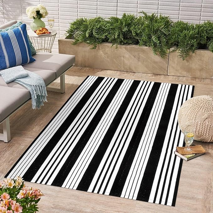 OJIA Black and White Outdoor Rug 4x6 ft Cotton Woven Patio Rug Machine Washable Front Door Mat Indoor/Outdoor Area Rugs Floor Mat for Farmhouse/Front Porch/Lawn/Living Room