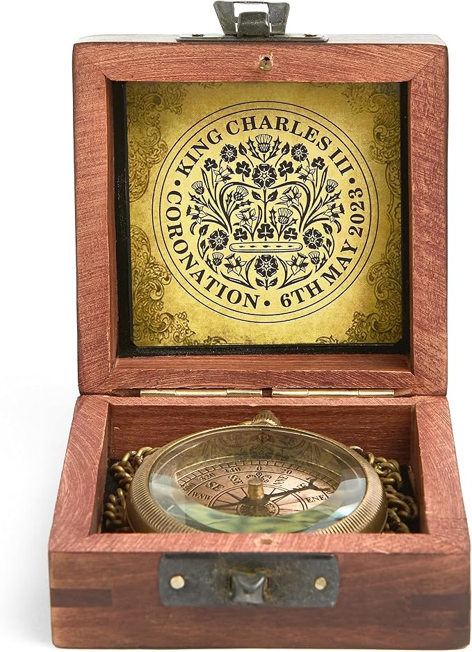 Handmade Antique Vintage Brass Compass | Exquisite Nautical Compass | Home Decor | Pocket Compass Gift for Every Occasion | Super7One