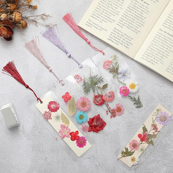 150 Pcs DIY Pressed Dried Flower Bookmark Making Kit, DIY Bookmark Bulk Thanksgiving Teacher Gifts for Reading Women Book Lovers(2 x 8 Inch,Rainbow Color)