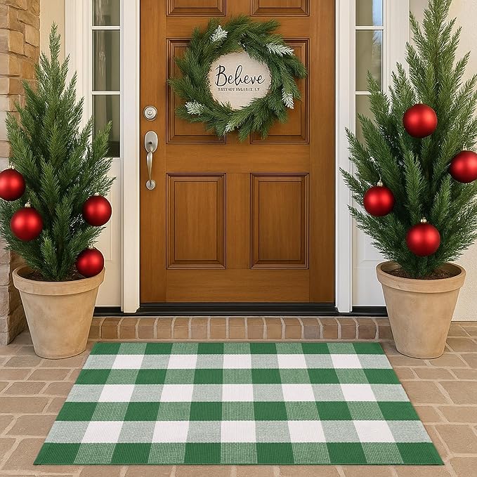 Christmas Green & White Plaid Rug - 28 x 43 Inches Outdoor Front Door Decor Mat Cotton Washable Hand-Woven Rug Christmas New Year Holiday Porch Entryway Layered Doormat